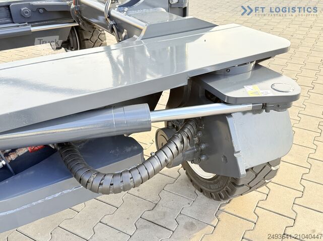 Vierwegvorkheftruck Combilift C5000XL GAS TRIPLEX 6000 EXTENDABLE FORK