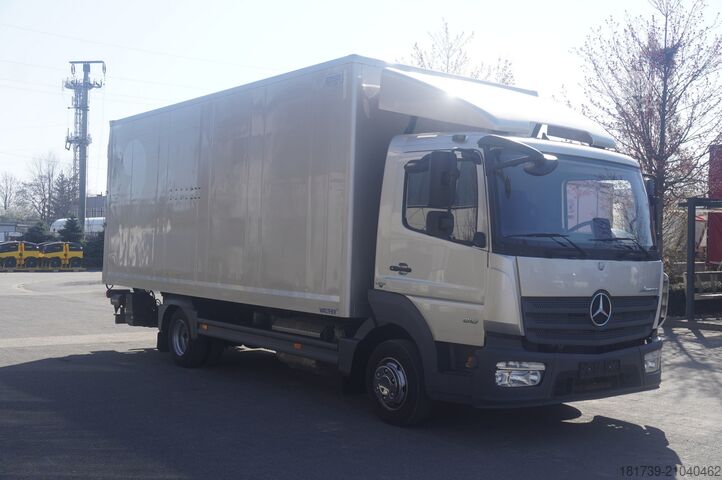Houder Mercedes-Benz Atego 818 / Box superstructure / DAUTEL