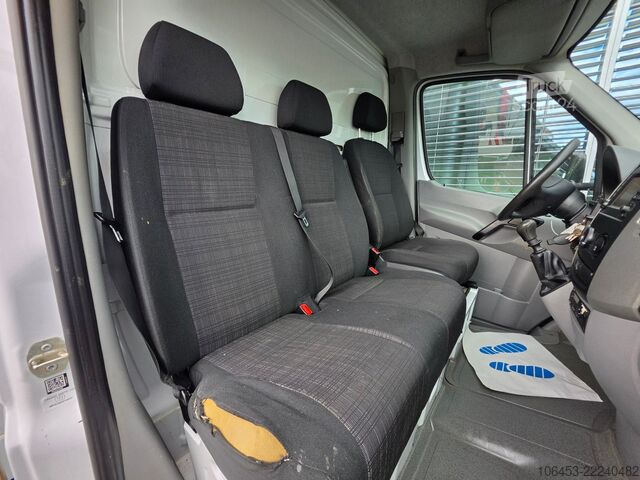 Saugwagen MERCEDES-BENZ 516 CDI 3 Achs Spühl+Kompressor+Haspel
