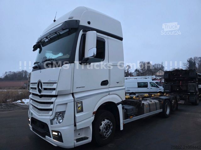 Swap body truck MERCEDES-BENZ Actros 2545 / Giga / Park Cool / German