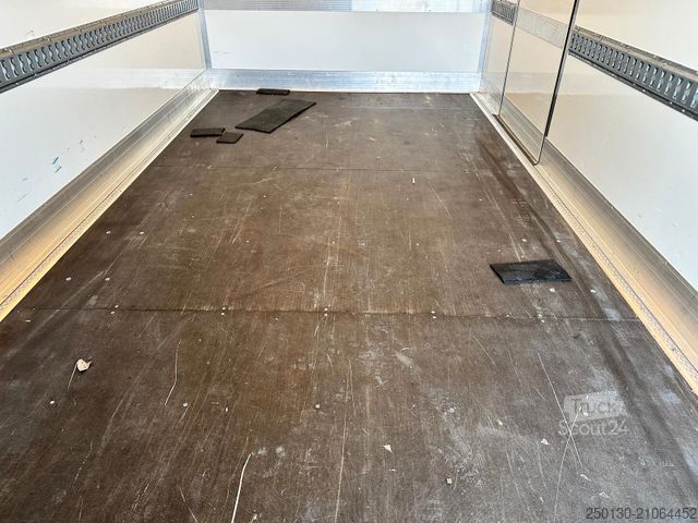 Box van RENAULT Master MR-ZK Koffer Navi CAM