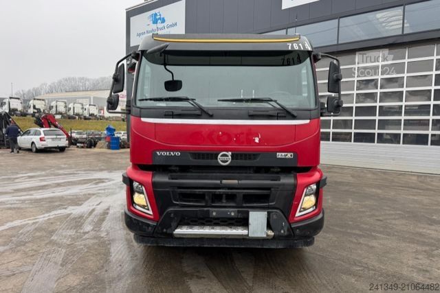 Autocarro ribaltabile VOLVO FMX-460 8x4 Dumper