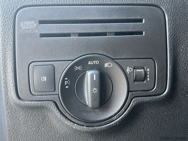 Panelová dodávka MERCEDES-BENZ Vito 110 CDI lang Klima Lichtsensor Start/Stop
