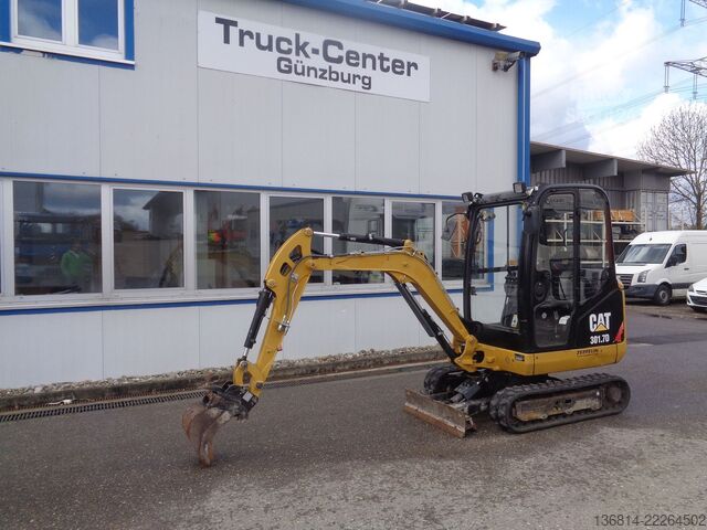 Μίνι εκσκαφέας CATERPILLAR 301.7D SW + Schaufel