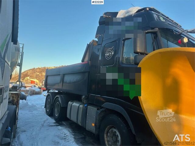 Tipper Volvo FH540 6x4 plow-rigged combi truck w/ 2007 Kel-Berg