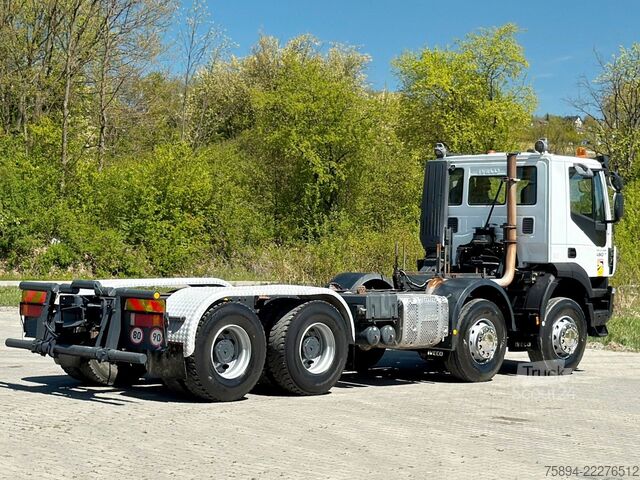 Vrachtwagenchassis IVECO TRAKKER 450 * FAHRGESTELL * 8x4
