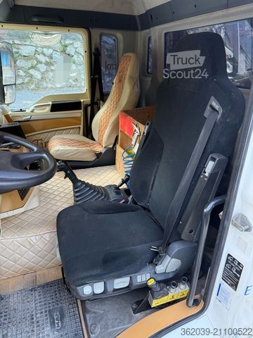 Camión volquete trilateral MAN 33.440 TGS6X4 BLATT BLATT EFFER KRAN TOP ZUSTAND