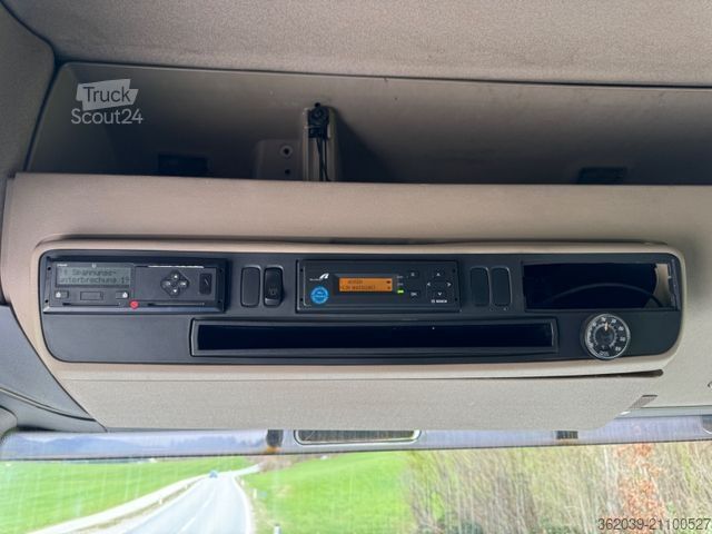 Camião pesado SCANIA R420 Sattelzugmaschine