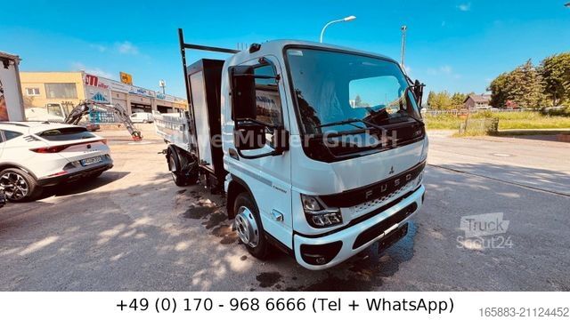 Trevägs tippbil FUSO Canter 7 C 18 Kipper und Werkzeugschrank