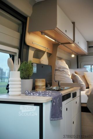 Autocaravana LMC Innovan Pure 640 Design Paket + Sicherheit Paket