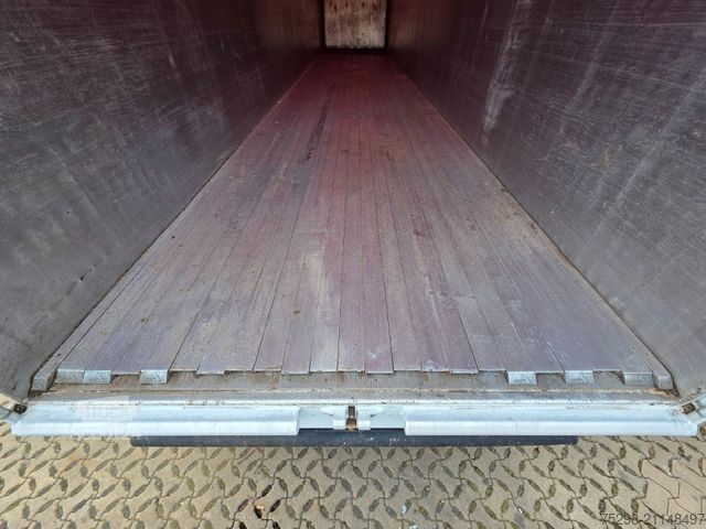 Puspriekabė su judančiomis grindimis STAS S3000ZX