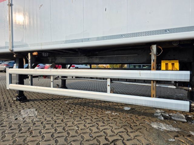 Puspriekabė su judančiomis grindimis STAS S3000ZX