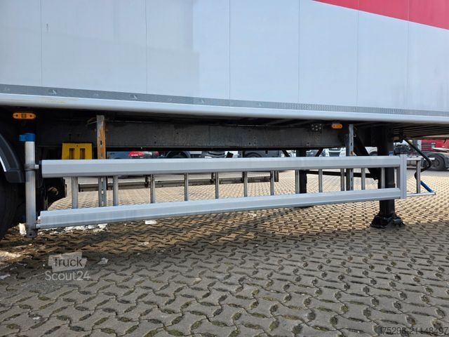 Puspriekabė su judančiomis grindimis STAS S3000ZX