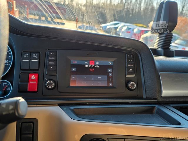 Volumen trækker MAN TGX 18.460 4X2 LLS-U/Retarder/Standklima/ADR AT