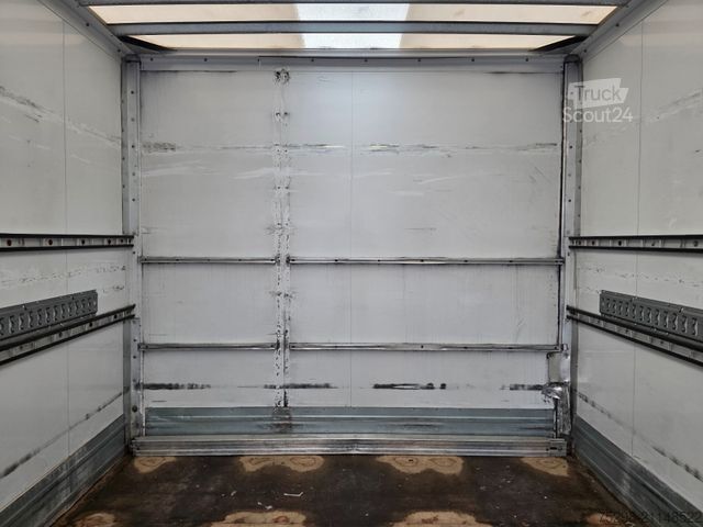 Škatlasti tovornjak MERCEDES-BENZ Atego 1222 / Ladebordwand