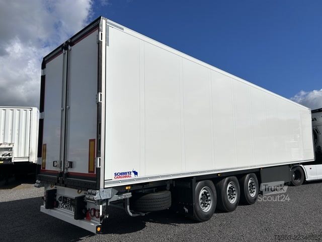 Koeloplegger Schmitz Cargobull SKO 24 Doppelstock Carrier Vector HE19