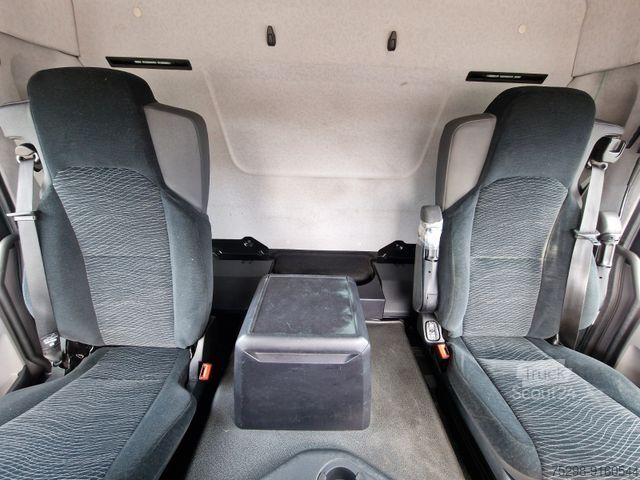 Valníkový nákladní automobil s plachtou MERCEDES-BENZ Antos 1830L 4X2 / ideal für Stahltransporte