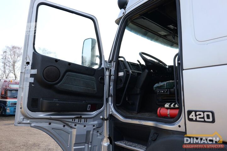 Standaard trekker Volvo FH 420 FH 420 Globetrotter 4x2 truck - zilvergr...