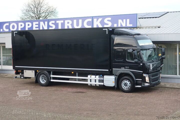 Koffer Volvo FM 330 Bakwagen + Laadklep DHollandia 2000 kg