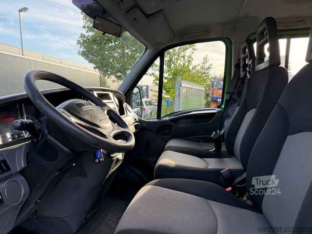 Transporter mit Kipper IVECO Daily 50C17 Meiller 3-Seiten-Kipper/DoKa 7-Sitze