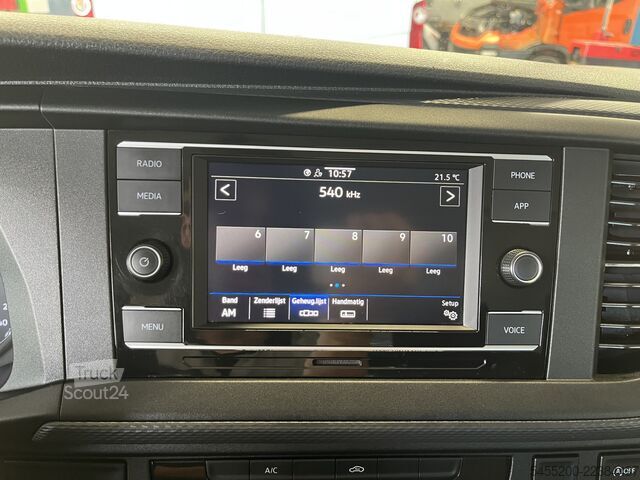 Nakládací plošina VW Transporter 2.0 TDI L2H1 30 DC Open laadbak Pic...