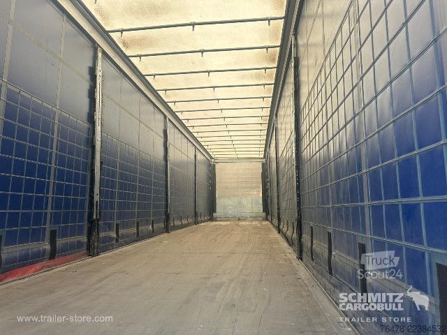 Semi-reboque aberto com lona Schmitz Cargobull Curtainsider Mega