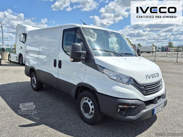 Slēgtais furgons IVECO 35S16HA8 V