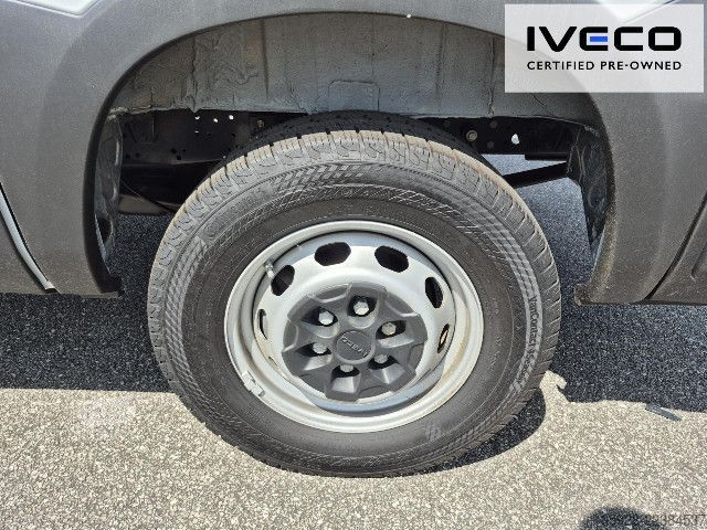 Slēgtais furgons IVECO 35S16HA8 V