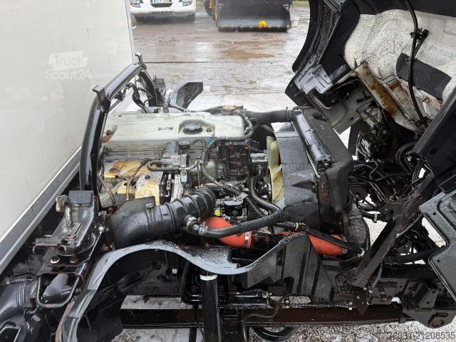 Κλειστό βαν MITSUBISHI Canter Fuso 3C13 3.0DI Airco DHollandia Taillift