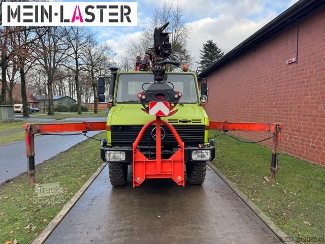 Teherautóra szerelt daru UNIMOG U 1650 PK 10500 Kran 15 m max. 3,9 t Seilwinde