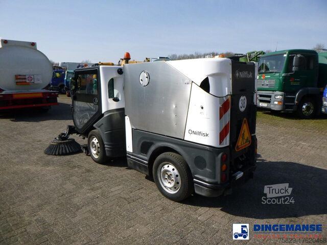 Barredora Nilfisk City Ranger CR3500 sweeper
