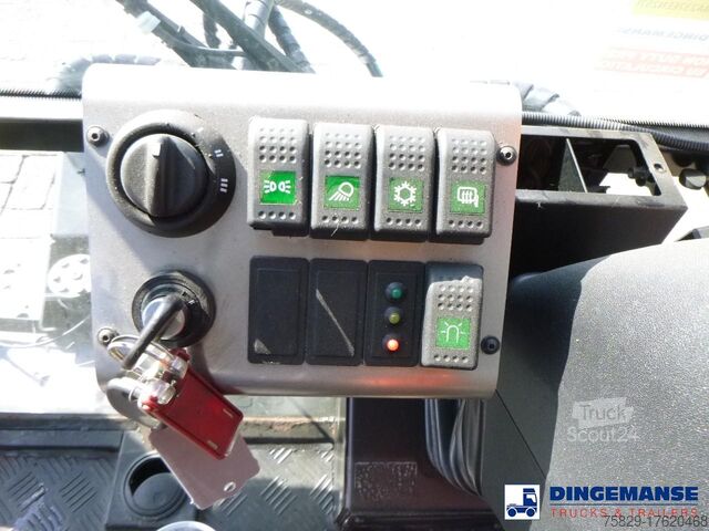 Barredora Nilfisk City Ranger CR3500 sweeper