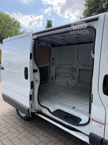 Bestelwagen Opel Vivaro - Kasten - 127 TKm - 4x2