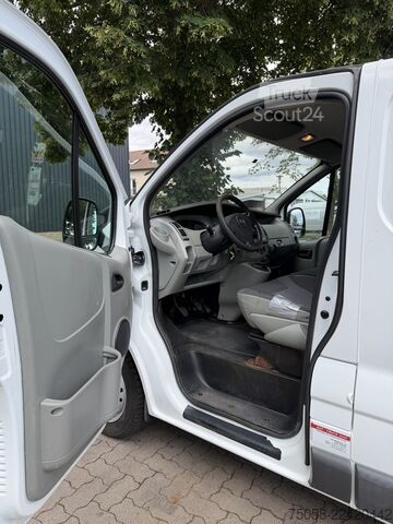 Bestelwagen Opel Vivaro - Kasten - 127 TKm - 4x2