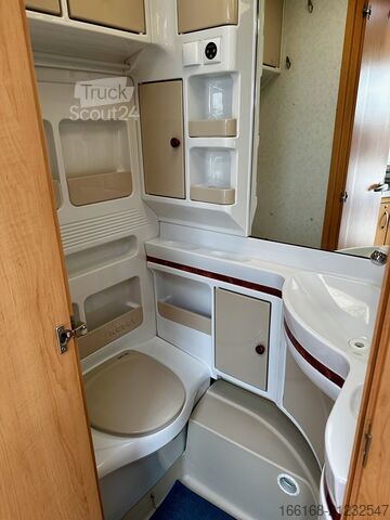 Caravan Hobby de Luxe 520