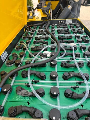 Vierwegestapler Combilift C2500 EST /Only 1451 hours/ Battery 81%