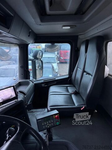 Veículo de recolha de resíduos Scania P230 **REFUSE TRUCK-BENNE ORDURE-FRENCH TRUCK**