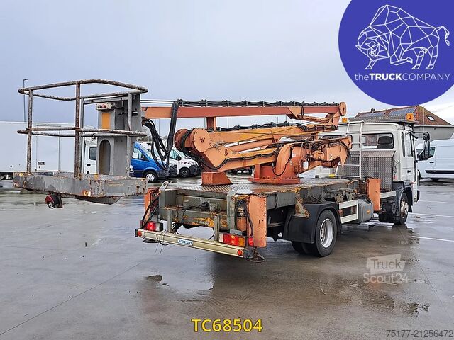 Châssis avec cabine Volvo FLC