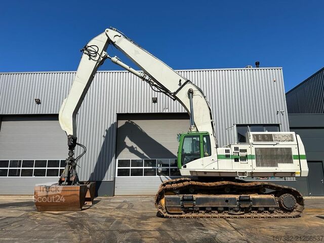 Crawler excavator Caterpillar 365CL Material Handling