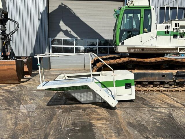 Crawler excavator Caterpillar 365CL Material Handling