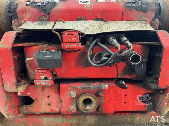 Система крюкообразных рычагов Volvo FH16 tridem hook loader with Joab hook with articu