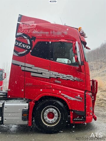 Система крюкообразных рычагов Volvo FH700 Tridem hooklift truck – crane hydraulics – 3