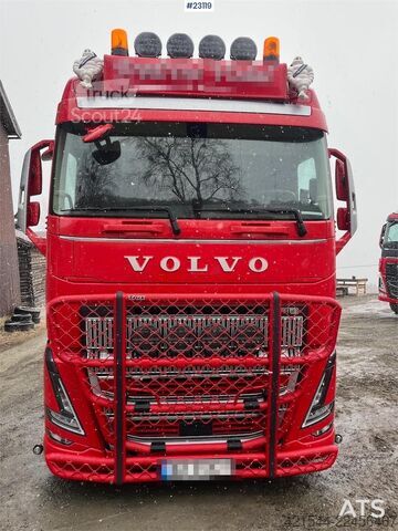 Система крюкообразных рычагов Volvo FH700 Tridem hooklift truck – crane hydraulics – 3