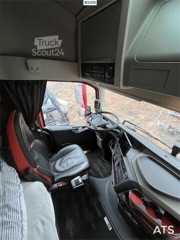 Система крюкообразных рычагов Volvo FH700 Tridem hooklift truck – crane hydraulics – 3