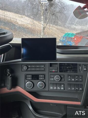 Система крюкообразных рычагов Volvo FH700 Tridem hooklift truck – crane hydraulics – 3