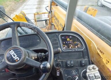 Teleskopiskais manipulators JCB 540-140