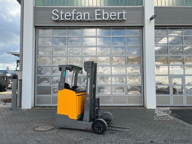 Reachtruck Jungheinrich ETV C16 / Triplex 5.72m / SS / nur 3.228h / 2016