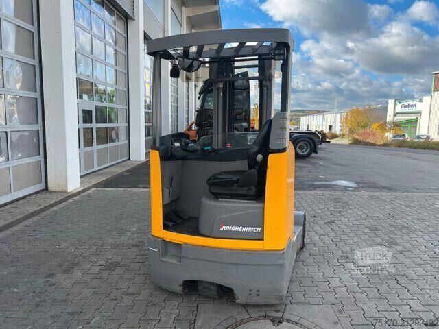 Reachtruck Jungheinrich ETV C16 / Triplex 5.72m / SS / nur 3.228h / 2016