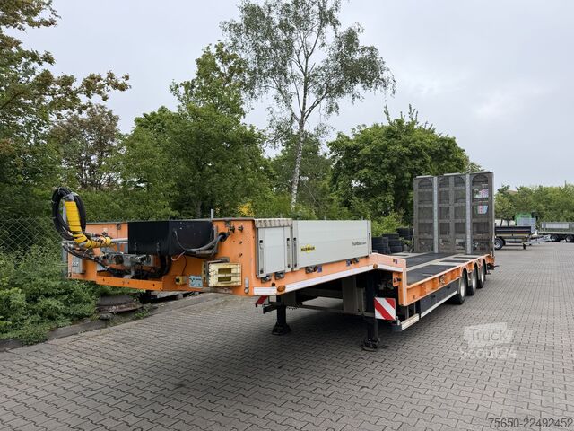 Reboque de plataforma rebaixada Humbaur HTS30  3 Achs Satteltieflader, neuwertig