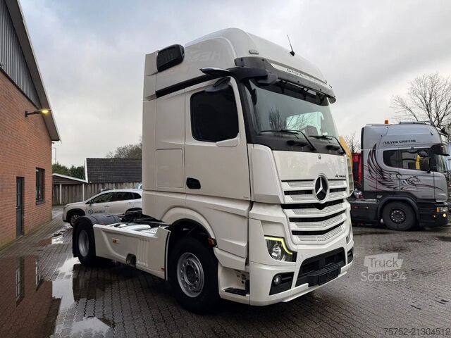 Standaard-SZM Mercedes-Benz Actros 1845 L Gigaspace 2x tank Standairco Smar...